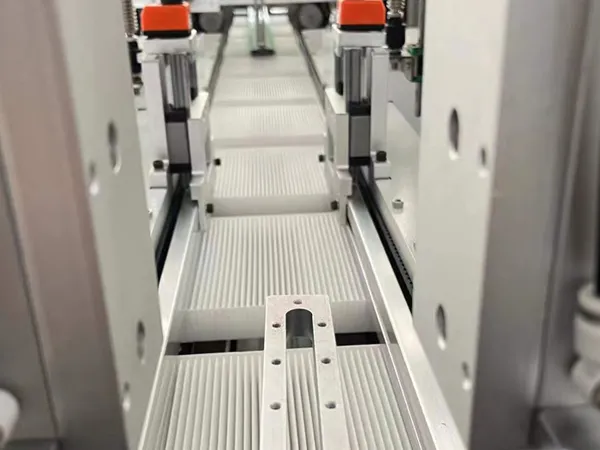 Cabin air filter edge bonding conveyor.