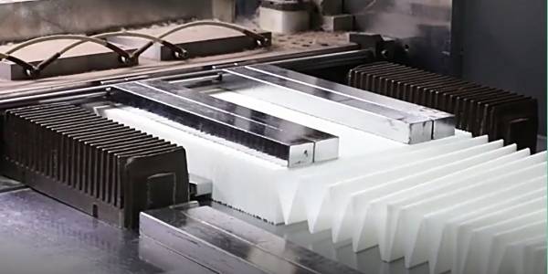 A machine is pleating non-woven filter cloth